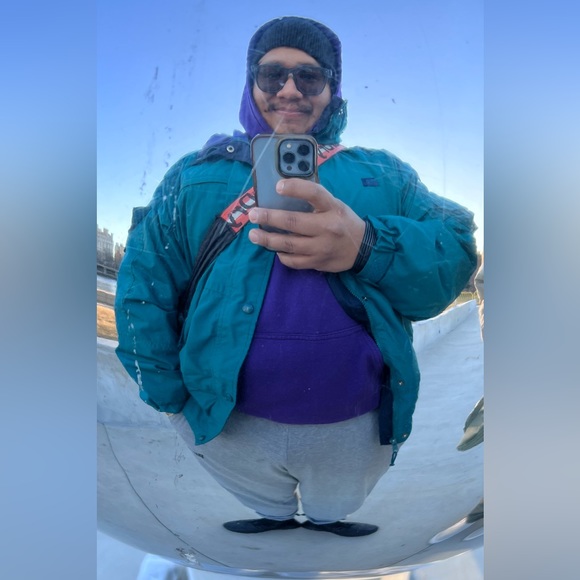 Meet your Posher, Pablo - Picture 2 of 2